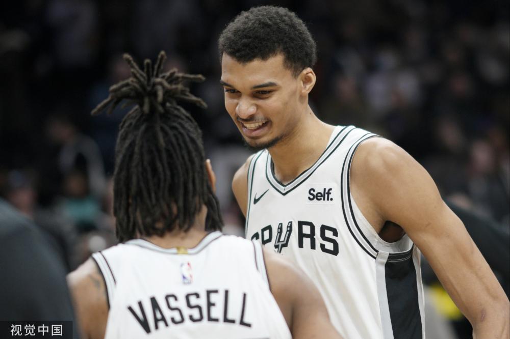 不同于吉鲁 不同于吉鲁